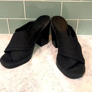 Urban Outfitters Mules 🔥